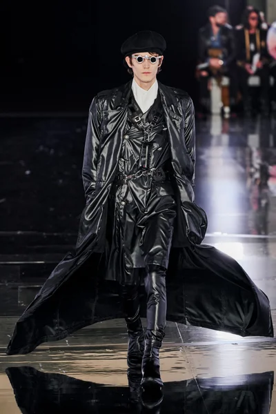Look 98